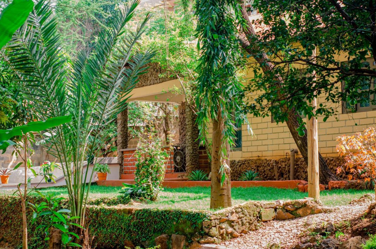 Hostel Kiliwood Moshi Exterior photo
